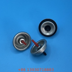 Plastikowy butan gazowy Stem Red Color Mounting Cup z dolnymi dołkami - Zawór do napełniania gazownicy