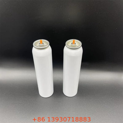 Zawór aerozolowy do sprayów nabłyszczających i nadających połysk włosom, zaprojektowany do wytwarzania miękkiej, równomiernej, drobnej mgiełki