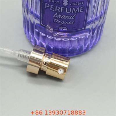 Elegantna pompa perfum do kolekcji zapachów z klasyczną estetyką i płynną obsługą