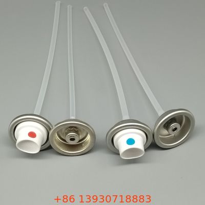 Kobieta zawór farby aerozolowej do powłok motoryzacyjnych