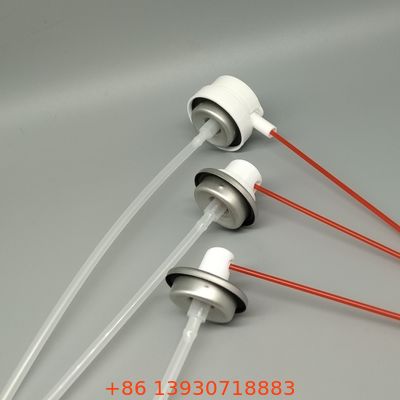 Przyjazny dla użytkownika zawór smarujący WD-40 do różnorodnych zastosowań motoryzacyjnych i majsterkowania z precyzyjną dyszą kontrolną