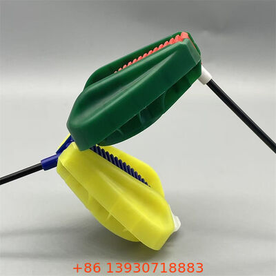 Nakrętka spustowa do precyzyjnego dozowania i zapobiegająca rozlewaniu, o ergonomicznym kształcie - idealna do roztworów czyszczących i produktów do higieny osobistej