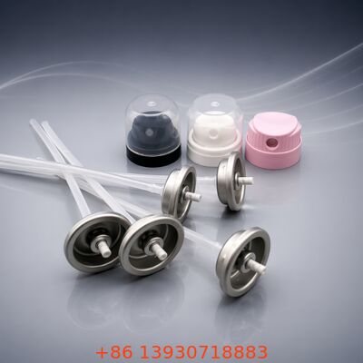 Zawór aerosołowy do suchego szamponu z płytki cynowej z prochem mgły, stosowany w pozycji pionowej lub odwróconej, oraz preparaty na bazie alkoholu